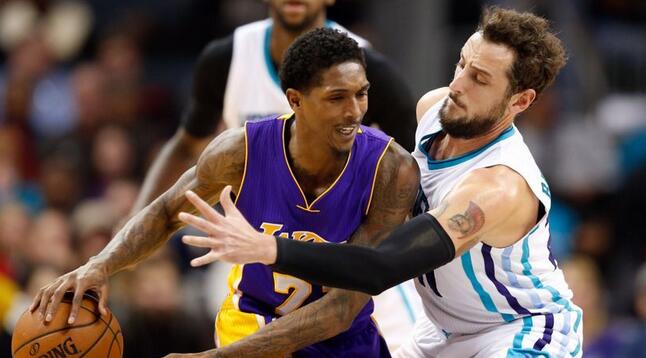 也引发了球 也引发了球