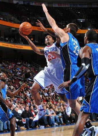 他的表现无 他的表现无