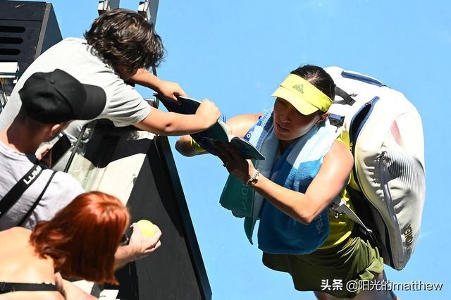 3年女足世 3年女足世