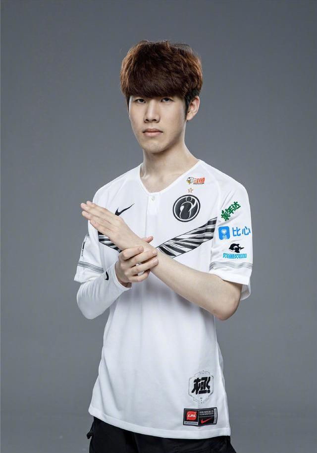 朴镇燮入选 朴镇燮入选